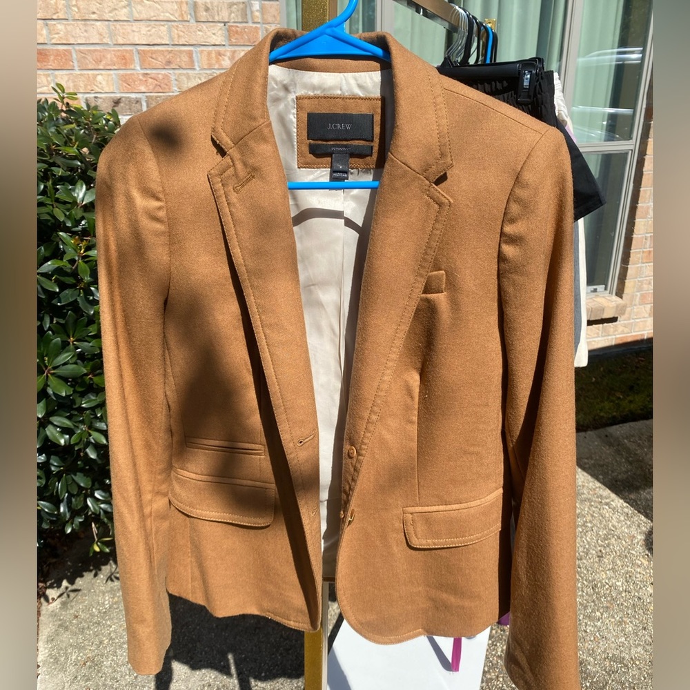 Brown J Crew Size 2 blazer. Schoolboy style. Tan/Camel